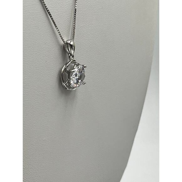 Helzberg Diamonds Sterling Silver Chain Solitaire CZ Pendant Necklace NWT - Picture 3 of 7